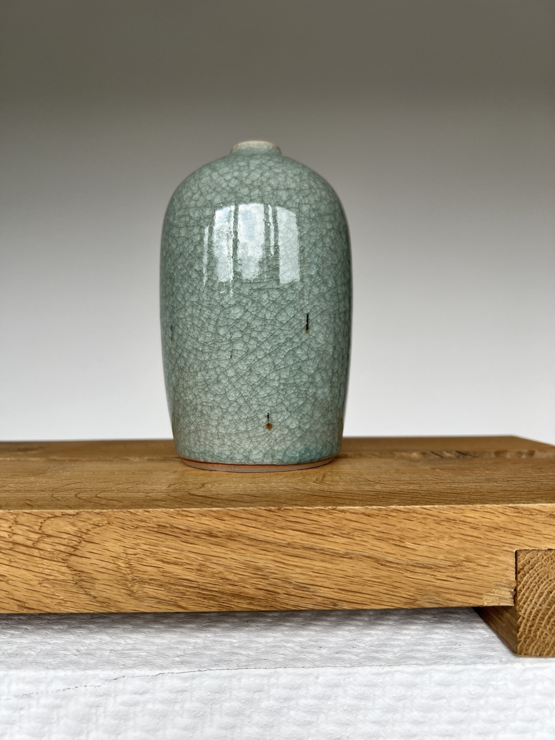 Gruene Vase - Handarbeit